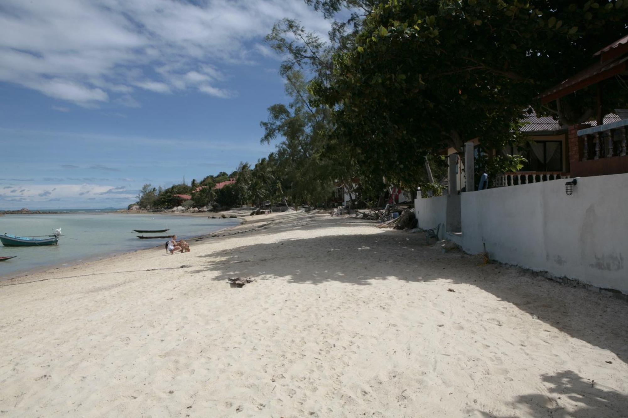 Jungle Hut Bungalows & Hotel Haad Chao Phao Esterno foto
