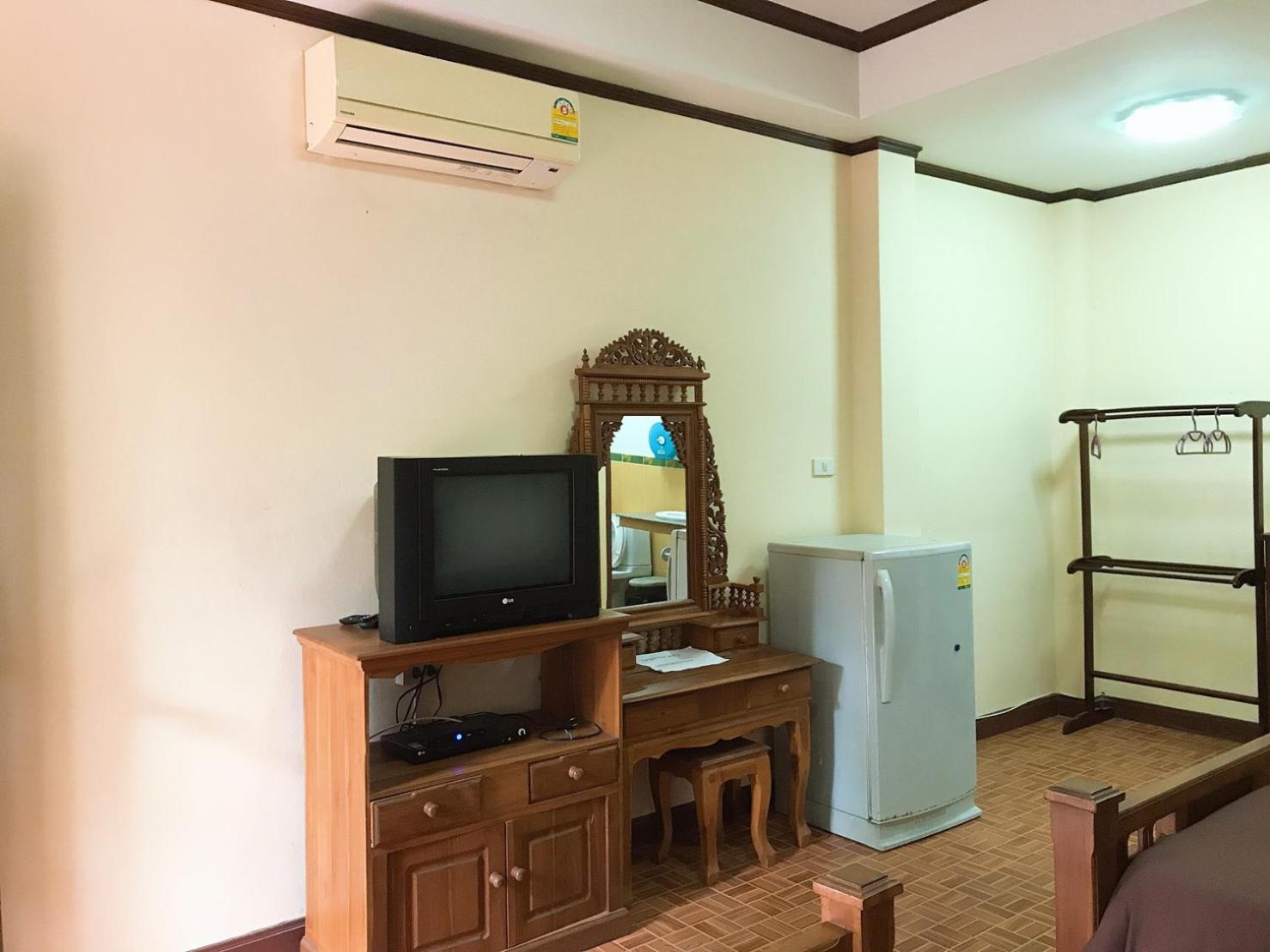 Jungle Hut Bungalows & Hotel Haad Chao Phao Camera foto